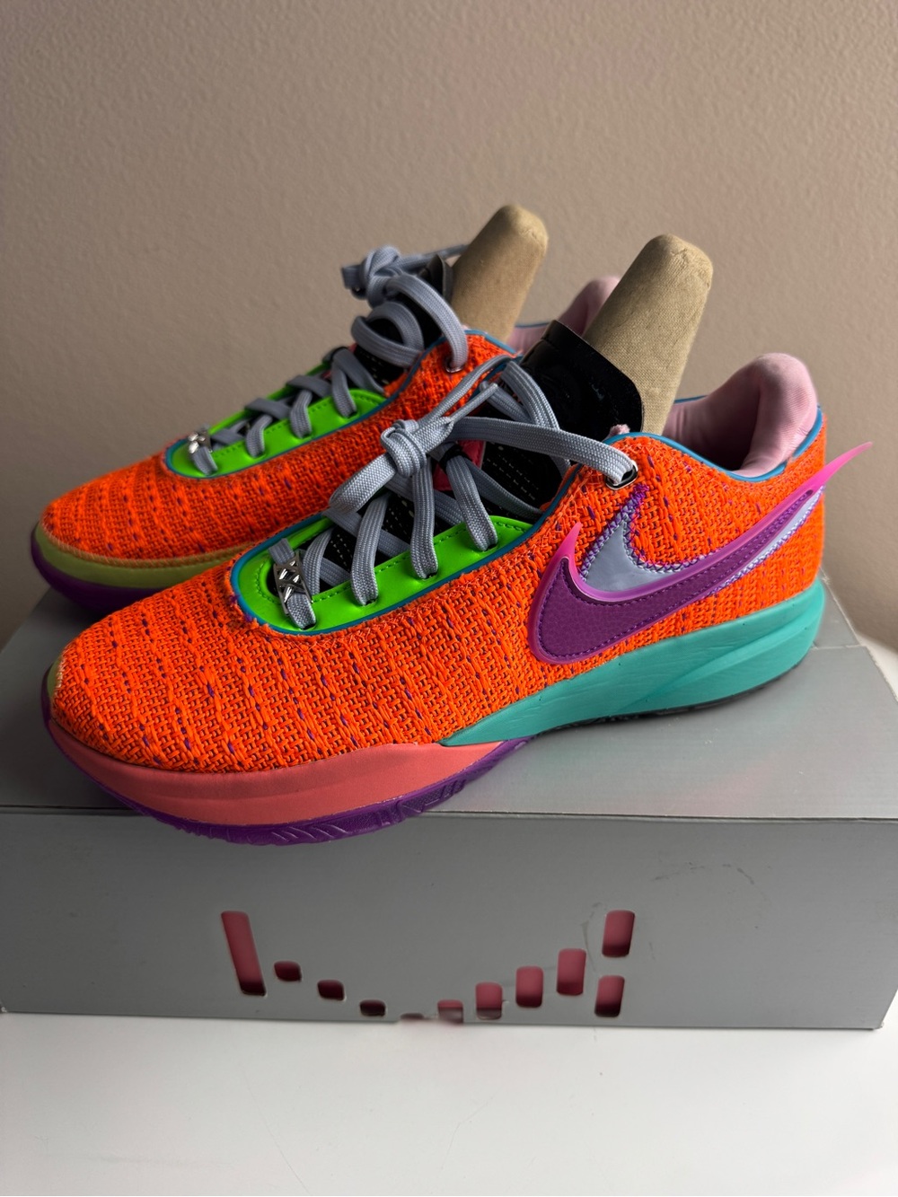 Lebron 20 Size 9.5 Orange